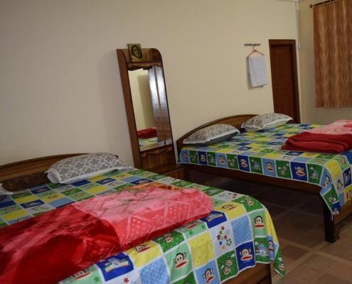 Maa Ananda Mayee Guest House Binsar Bagian luar foto